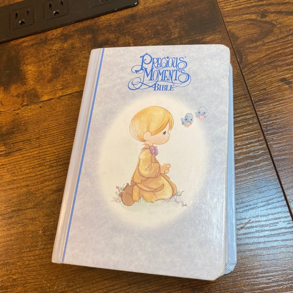 Precious Moments Bible NKJV Small Hands Edition Nelson Regency Blue Hardcover
